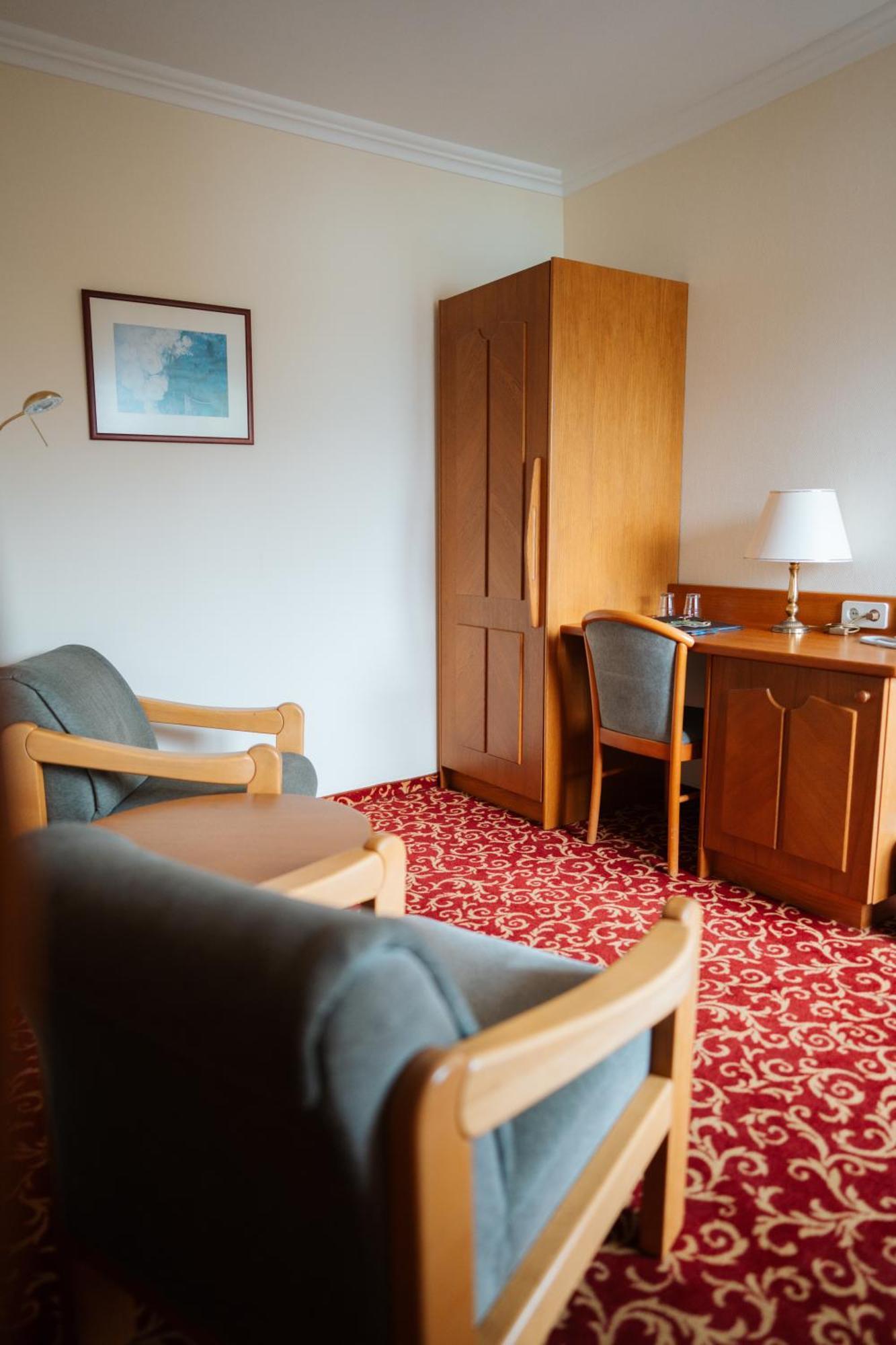 Seehotel Ressmann 드로볼라흐암파케르시 외부 사진