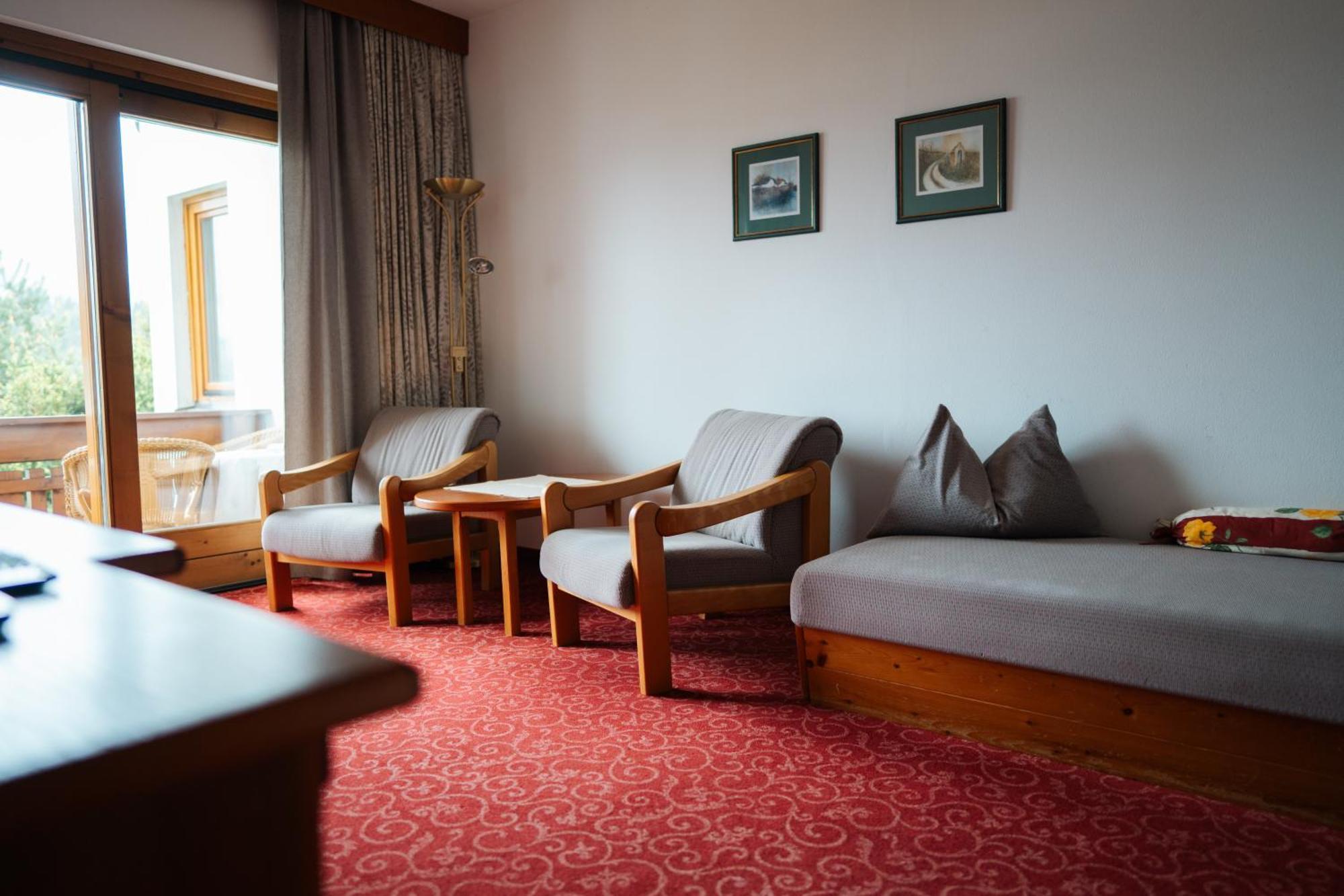 Seehotel Ressmann 드로볼라흐암파케르시 외부 사진
